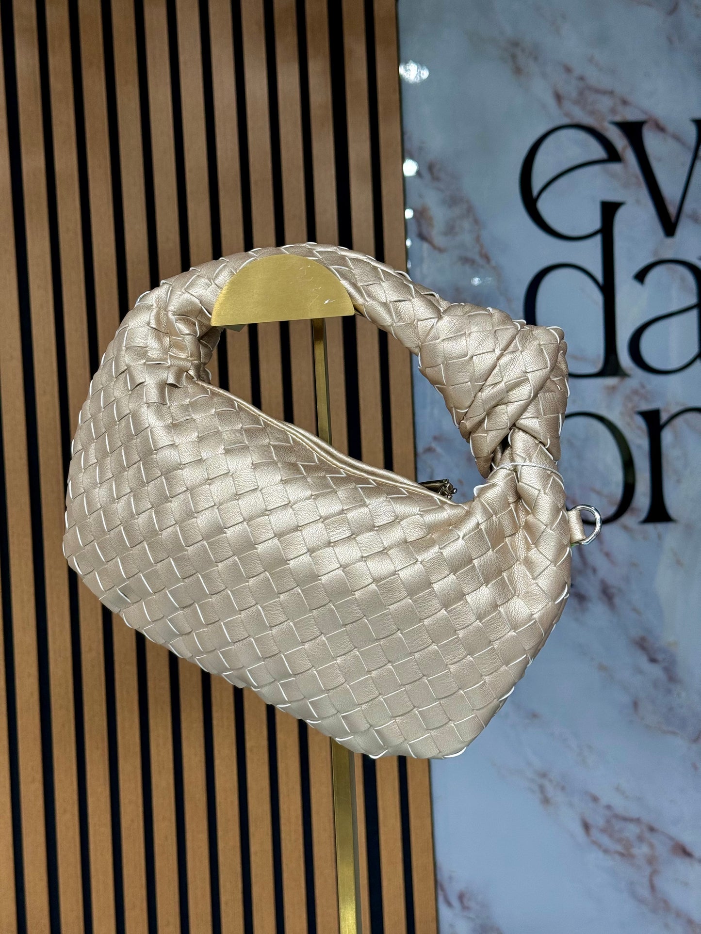 Borsa nodo gold