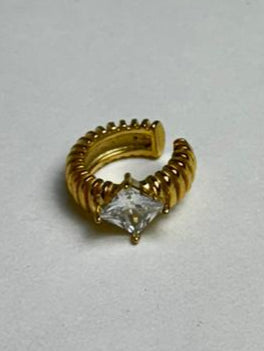 EARCUFF TRIANGLE