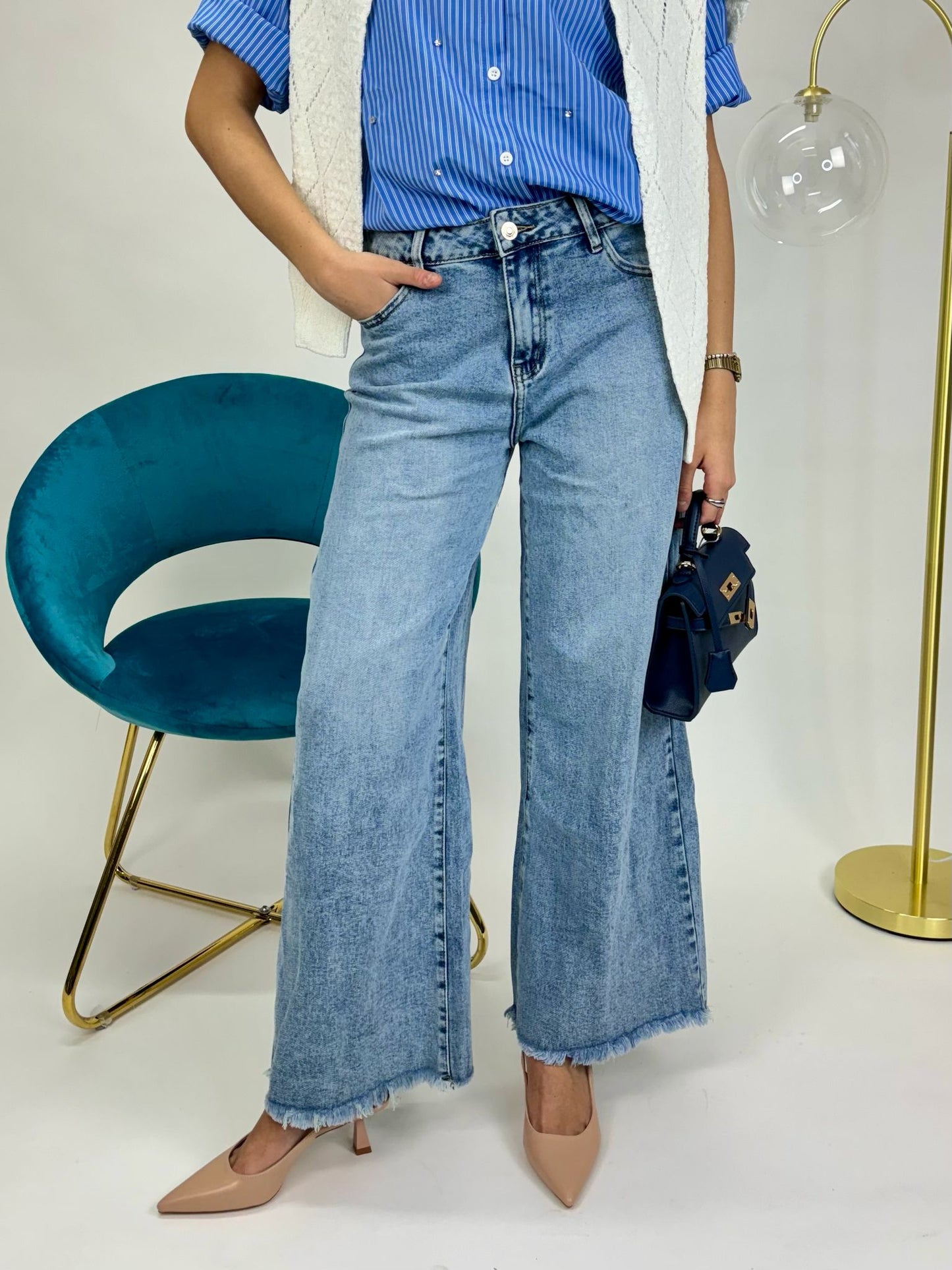 JEANS WIDE LEG CUT