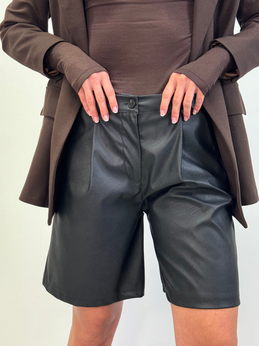 Bermuda simil pelle black