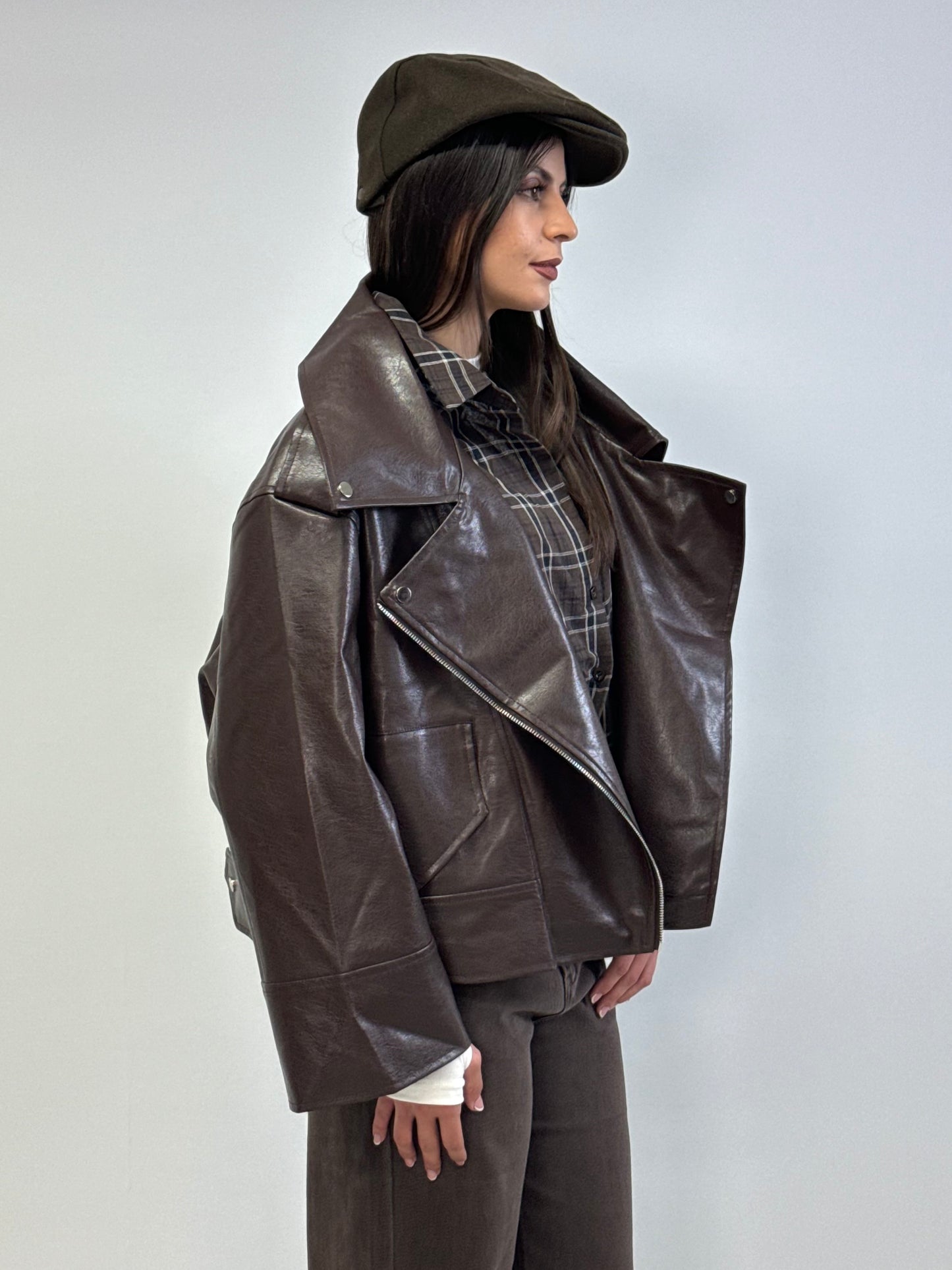 Giacca chiodo simil pelle over choco