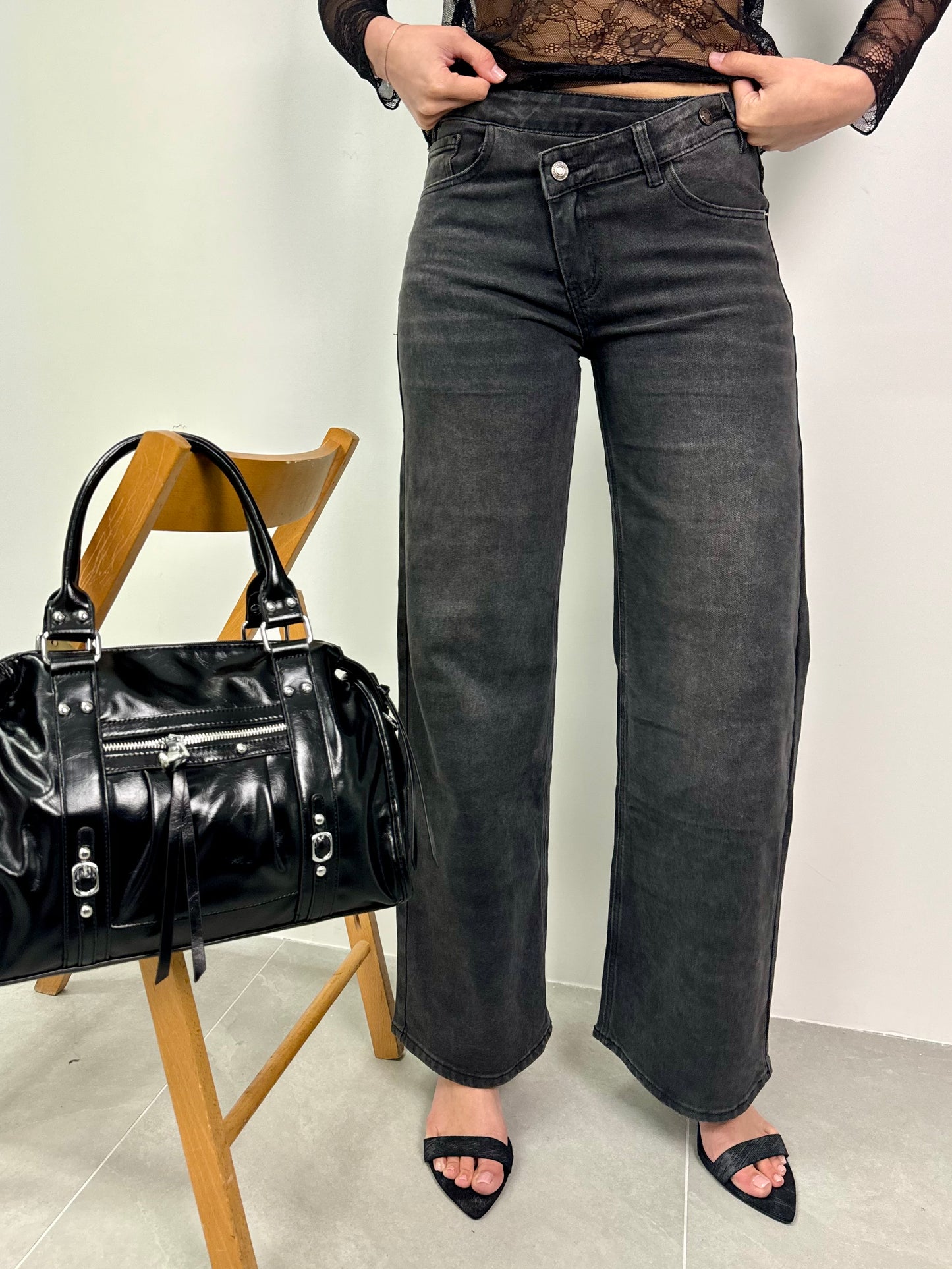 JEANS VITA ASIMMETRICA BLACK