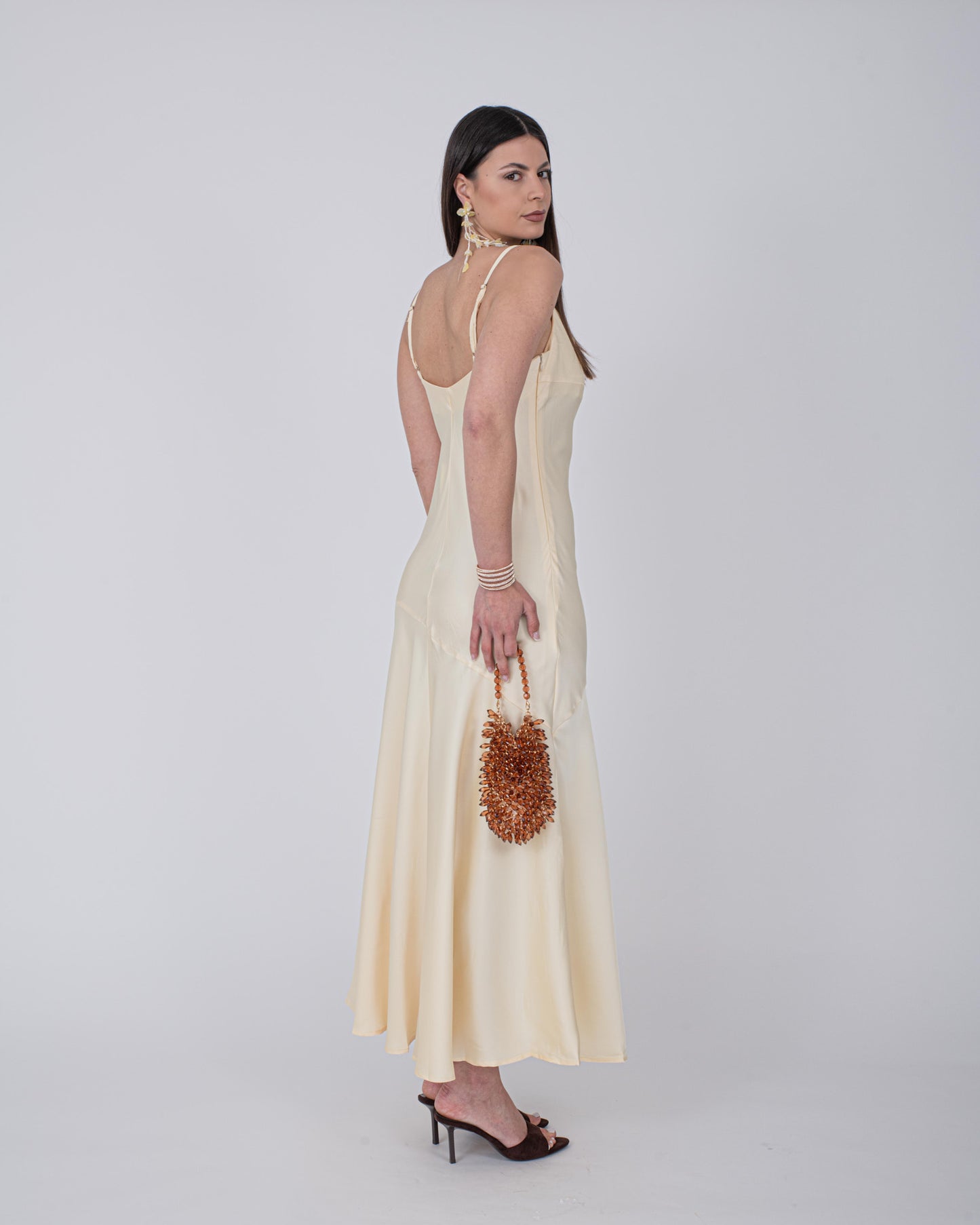 ABITO SATIN GIALLO BURRO