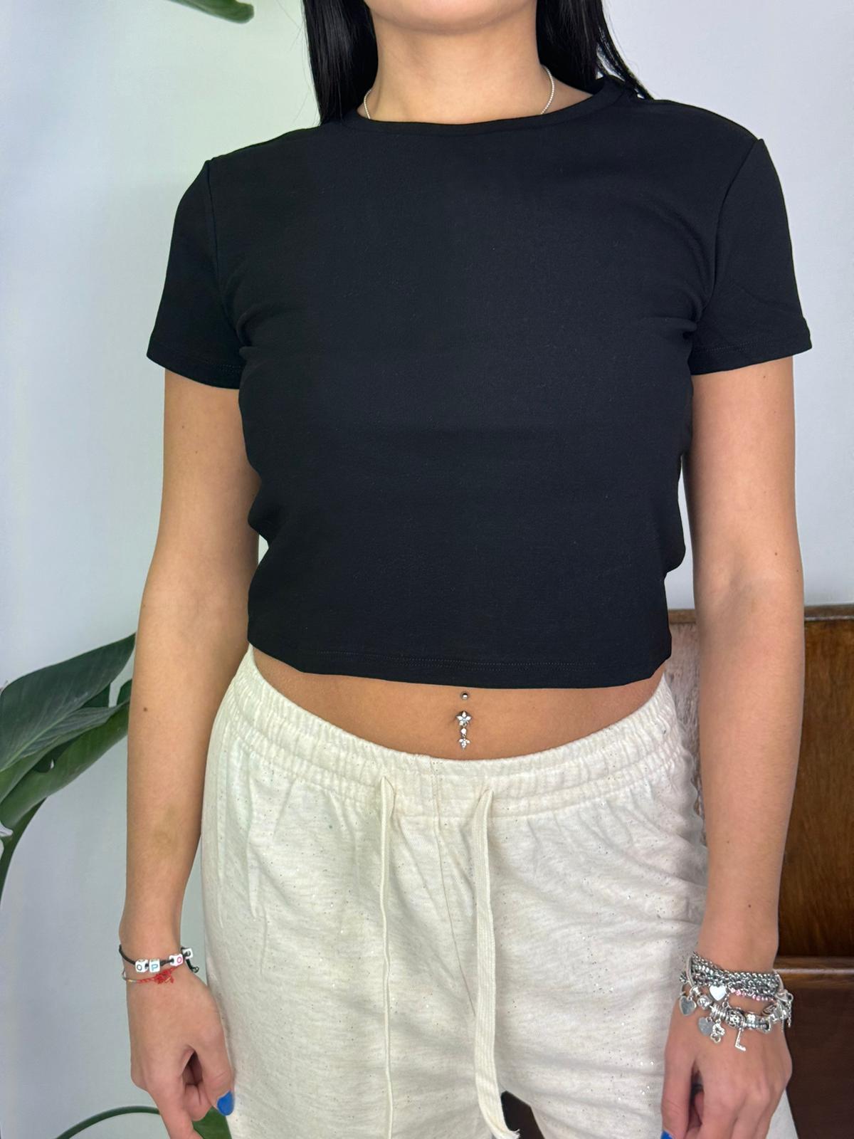 T-SHIRT CROP